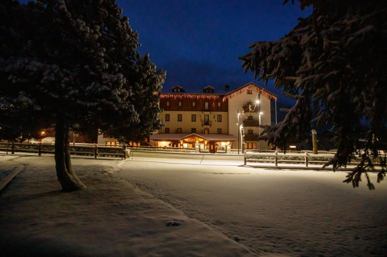 Hotel Villa Rina Bormio Exterior foto