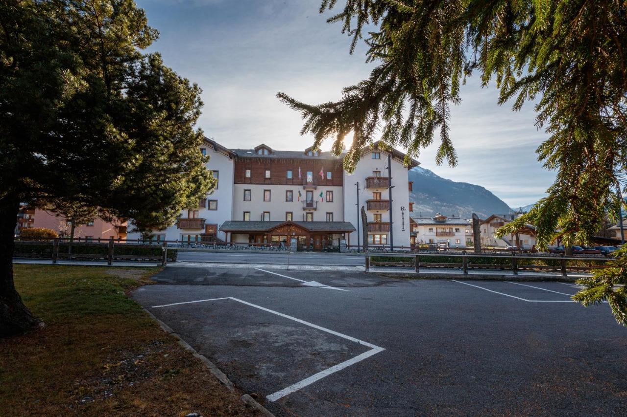 Hotel Villa Rina Bormio Exterior foto